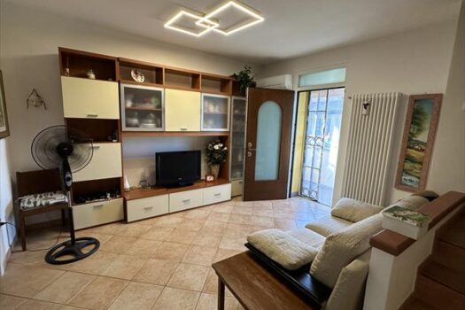 Villetta con ingresso indipendente