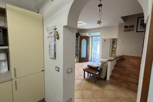 Villetta con ingresso indipendente