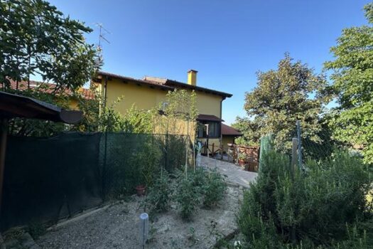 Villetta con ingresso indipendente