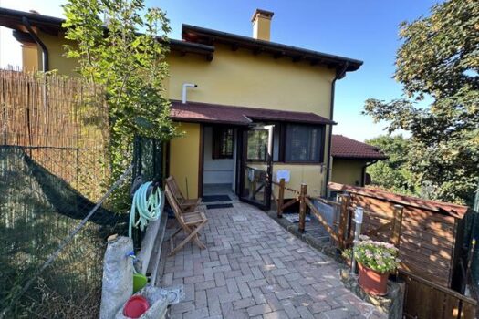 Villetta con ingresso indipendente