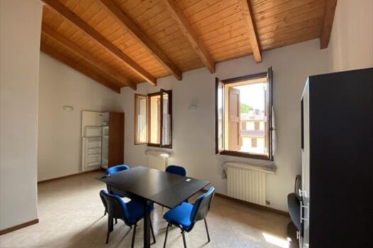 Appartamento ultimo piano con ascensore