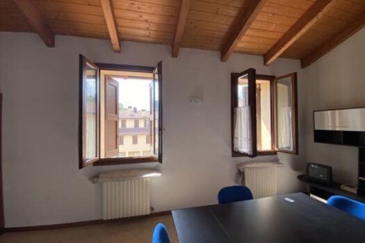 Appartamento ultimo piano con ascensore