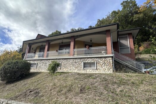 Villa singola di ampie dimensioni