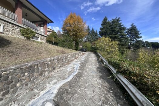 Villa singola di ampie dimensioni