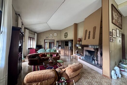 Villa singola di ampie dimensioni