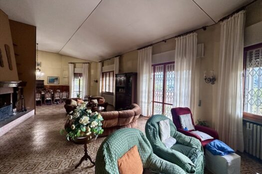 Villa singola di ampie dimensioni