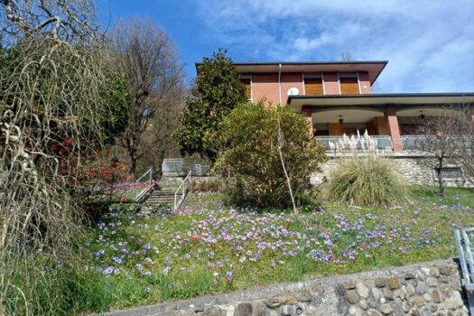 Villa singola di ampie dimensioni