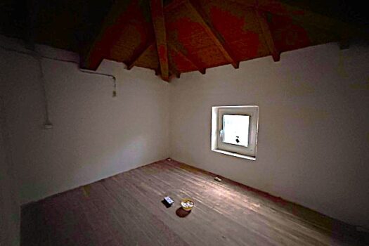 Villino in contesto collinare