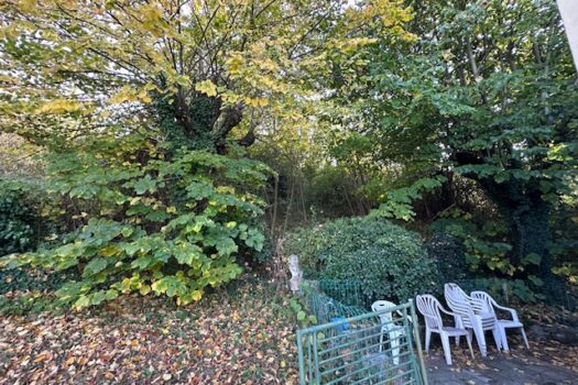 Villino in contesto collinare