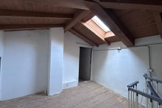 Villino in contesto collinare